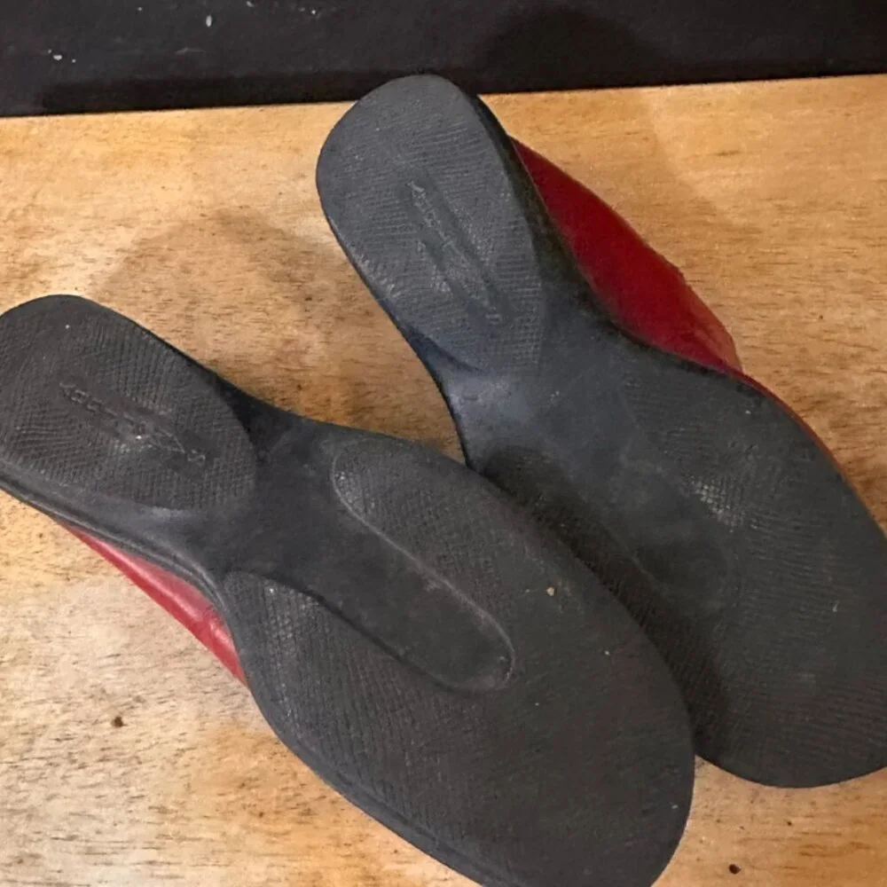 Sam & Libby Size 7.5 Shoes MaryJane Flats Red Leather